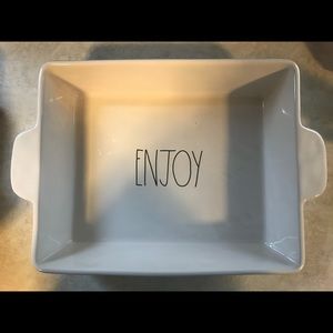 Rae Dunn bake dish